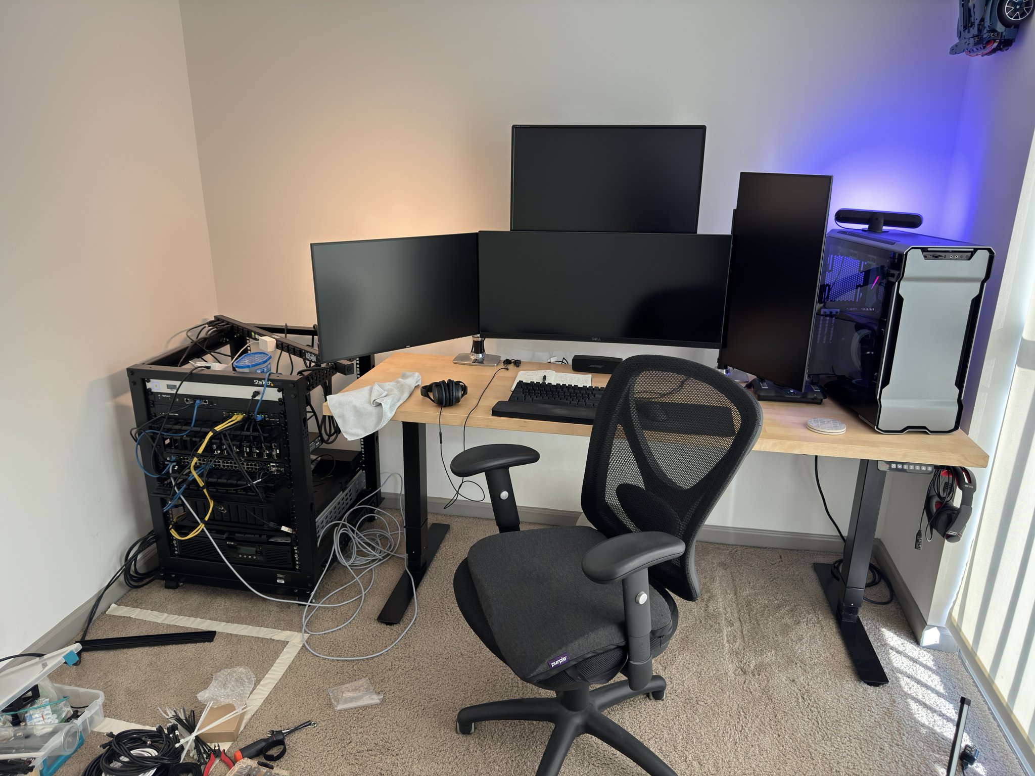 The desk and rack during the rearrangement.